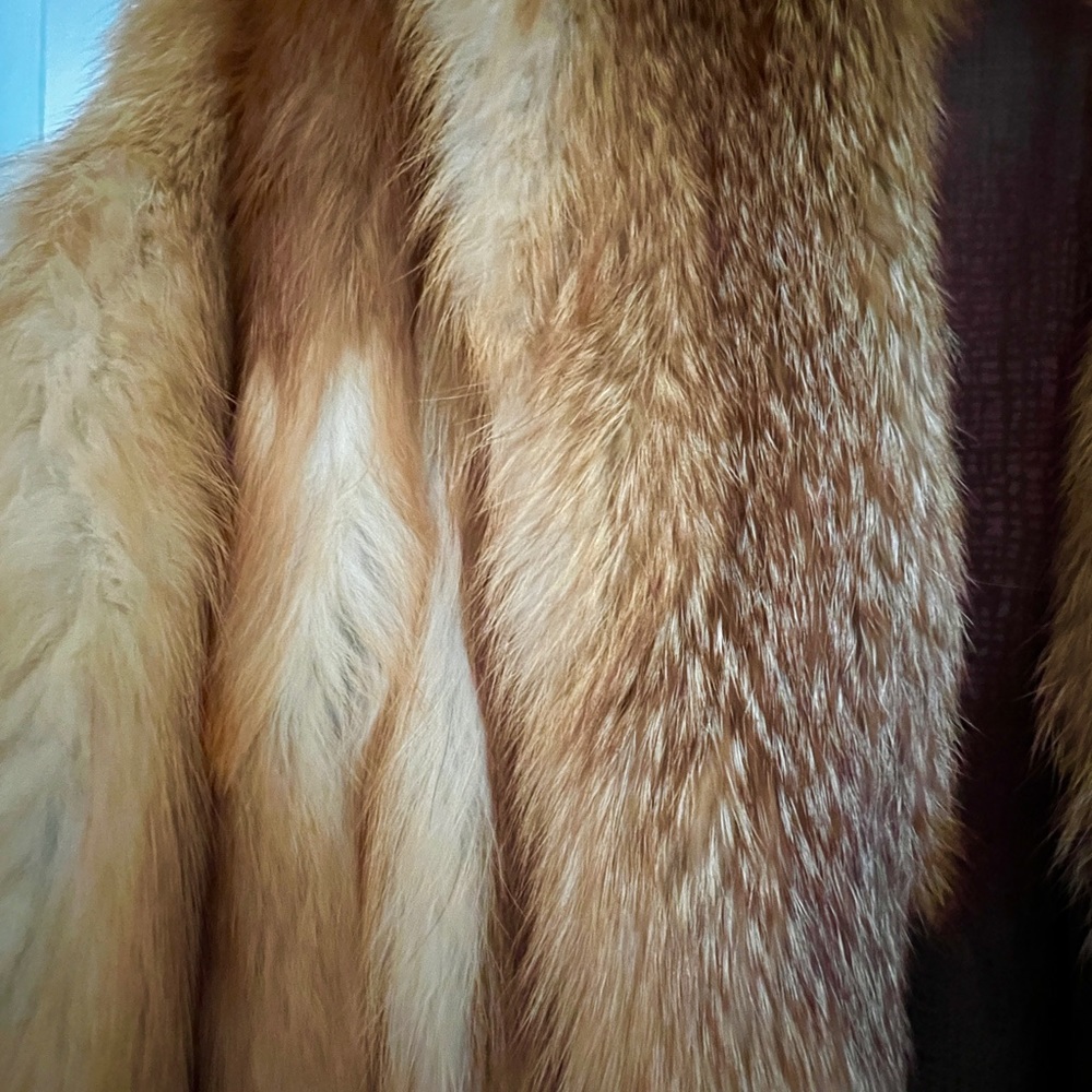 Full length fox fur coat purchase in Aspen CO. worn 1 time. - Picture 7 of 16